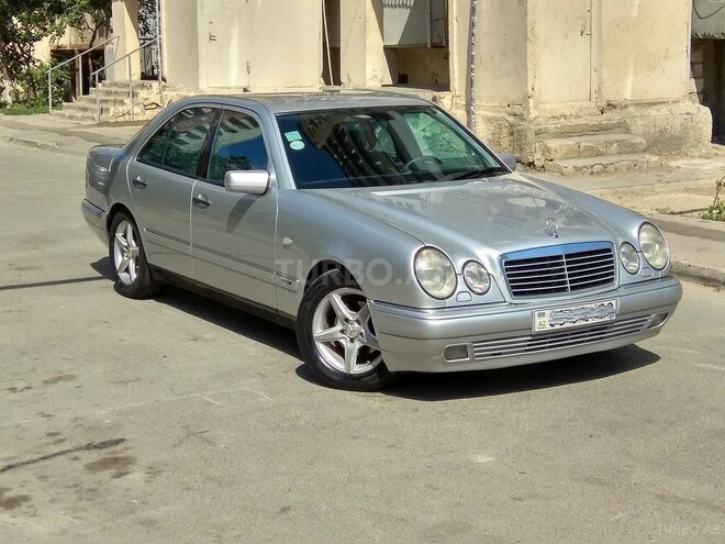 Mercedes E 240 1998, 280,856 km - 2.6 l - Bakı