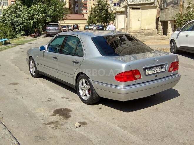 Mercedes E 240 1998, 280,856 km - 2.6 l - Bakı