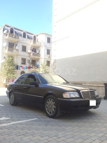 Mercedes C 230 1999, 200,000 km - 2.3 l - Bakı