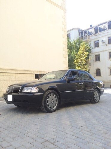 Mercedes C 230 1999, 200,000 km - 2.3 l - Bakı
