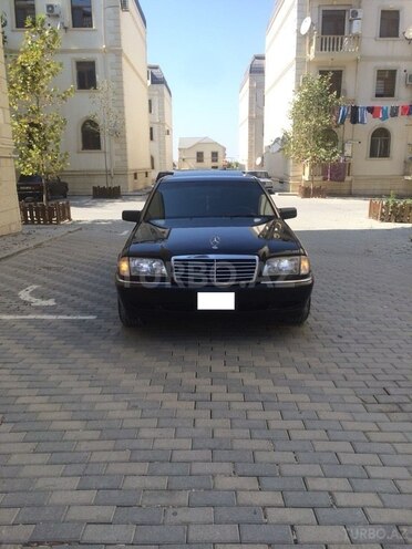 Mercedes C 230 1999, 200,000 km - 2.3 l - Bakı