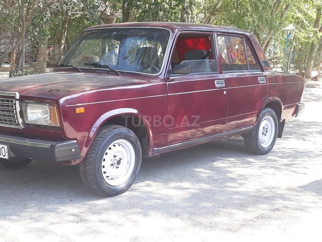 LADA (VAZ) 2107 2005, 355,000 km - 1.6 л - Bakı