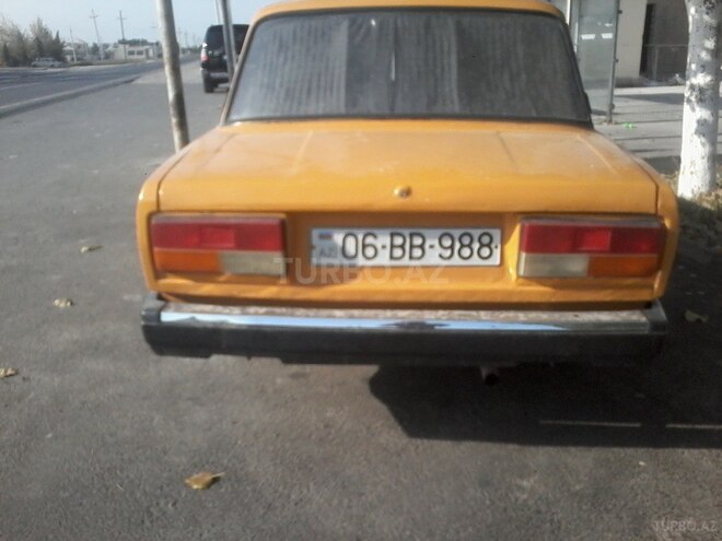 LADA (VAZ) 2105 1982, 350,000 km - 1.2 l - Neftçala