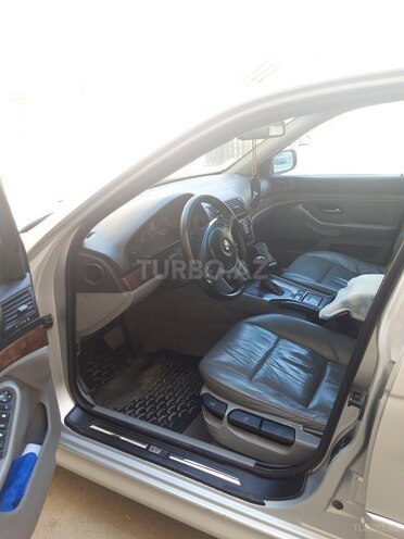BMW 530 2001, 300,000 km - 3.0 l - Xırdalan