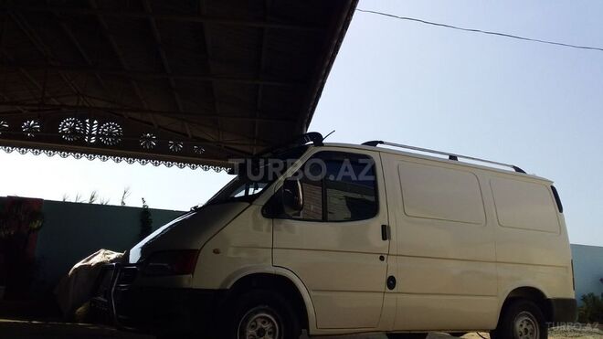 Ford Transit 1999, 213,000 km - 2.5 l - Şirvan