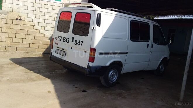 Ford Transit 1999, 213,000 km - 2.5 l - Şirvan