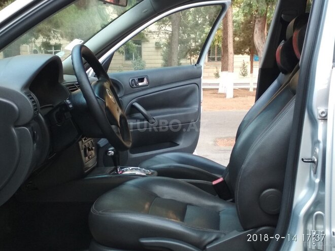 Volkswagen Passat 2004, 165,000 km - 1.8 l - Sumqayıt