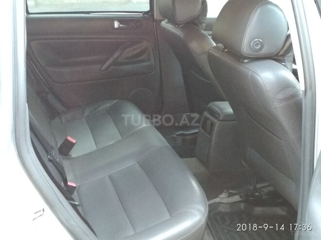 Volkswagen Passat 2004, 165,000 km - 1.8 l - Sumqayıt