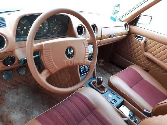 Mercedes 200 1985, 290,000 km - 0.2 л - Bakı