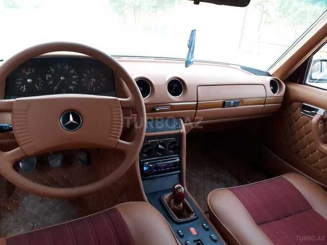 Mercedes 200 1985, 290,000 km - 0.2 л - Bakı