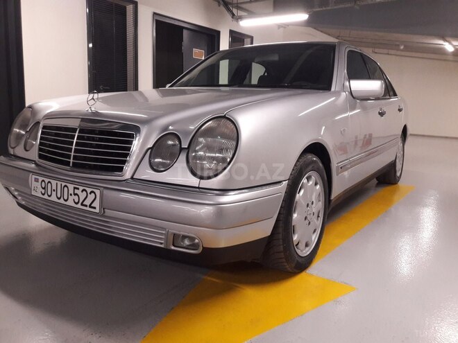 Mercedes E 220 1999, 213,127 km - 2.2 l - Gəncə