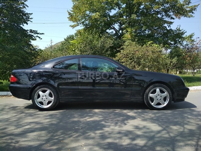 Mercedes E 230 2001, 130,000 km - 2.3 l - Şəki