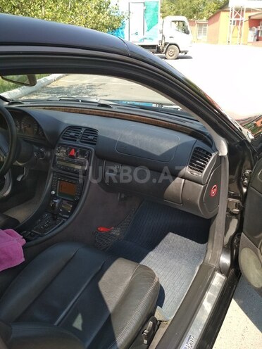 Mercedes E 230 2001, 130,000 km - 2.3 l - Şəki