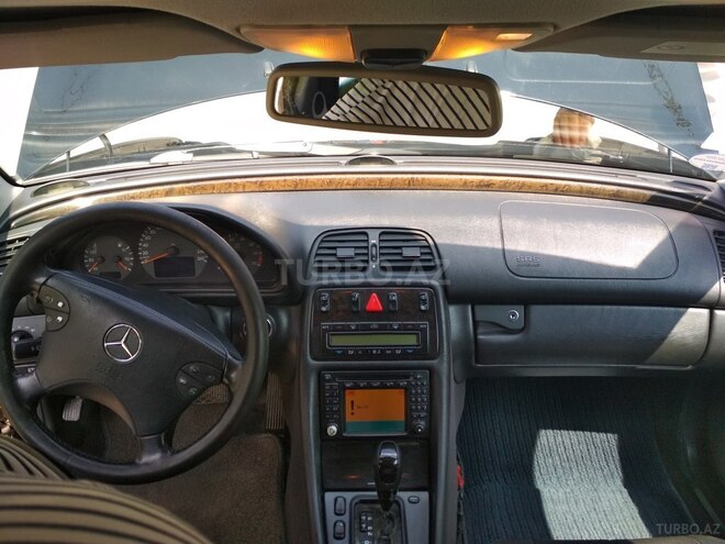 Mercedes E 230 2001, 130,000 km - 2.3 l - Şəki