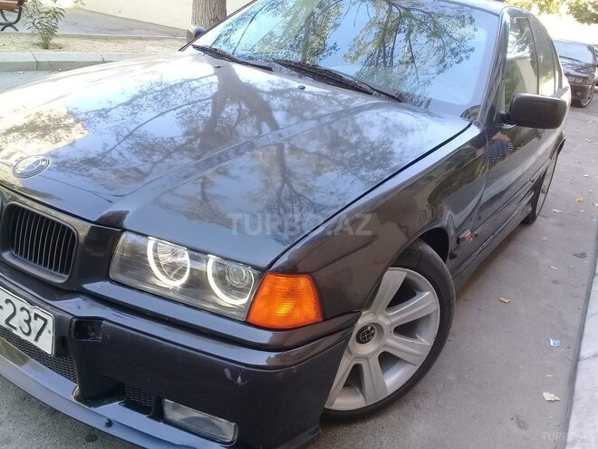 BMW 320 1994, 323,584 km - 2.0 л - Bakı