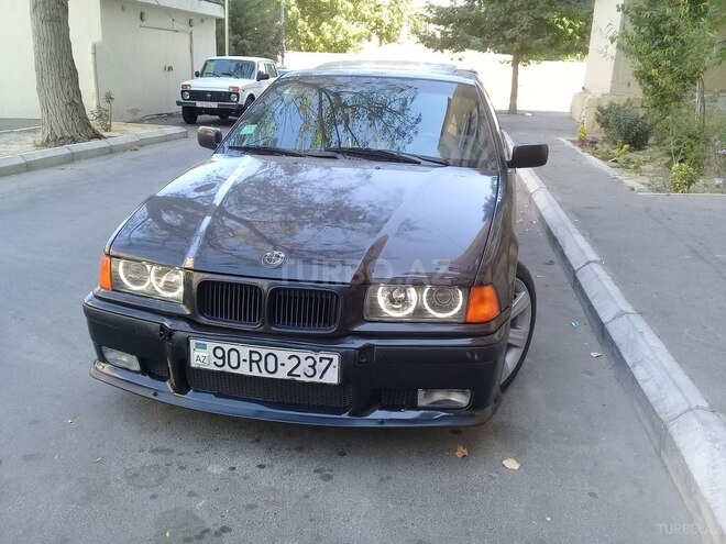 BMW 320 1994, 323,584 km - 2.0 л - Bakı