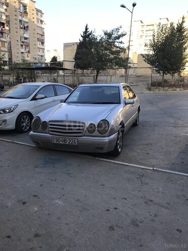 Mercedes E 220 1997, 344,000 km - 2.2 l - Bakı