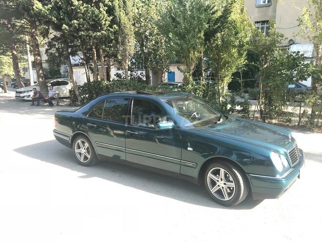 Mercedes E 230 1998, 269,707 km - 2.3 l - Bakı