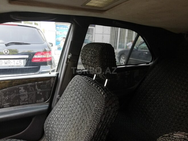 Mercedes E 240 1998, 316,000 km - 2.6 л - Bərdə