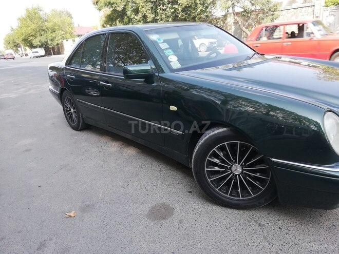 Mercedes E 240 1998, 316,000 km - 2.6 л - Bərdə