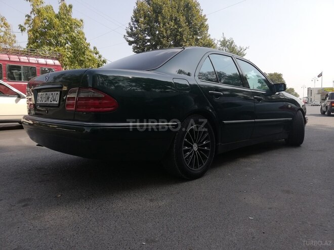 Mercedes E 240 1998, 316,000 km - 2.6 л - Bərdə