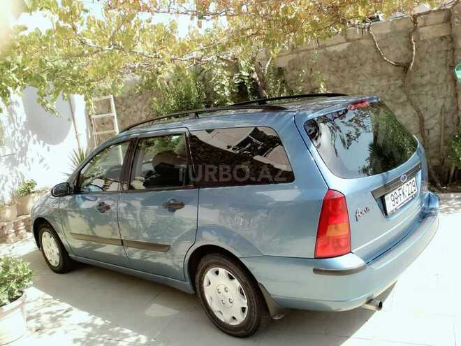 Ford Focus 2000, 299,800 km - 1.6 l - Bakı