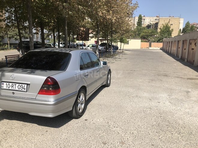 Mercedes C 200 1999, 236,000 km - 2.0 л - Bakı