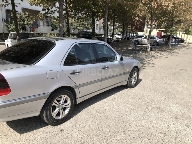 Mercedes C 200 1999, 236,000 km - 2.0 л - Bakı