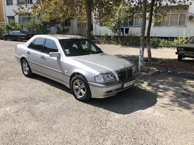 Mercedes C 200 1999, 236,000 km - 2.0 л - Bakı