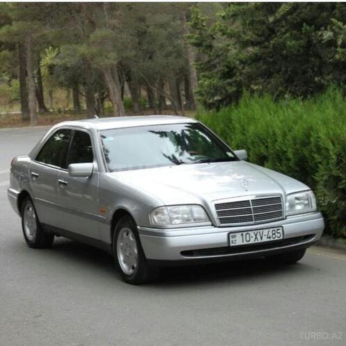 Mercedes C 220 1995, 260,000 km - 2.2 l - Sumqayıt