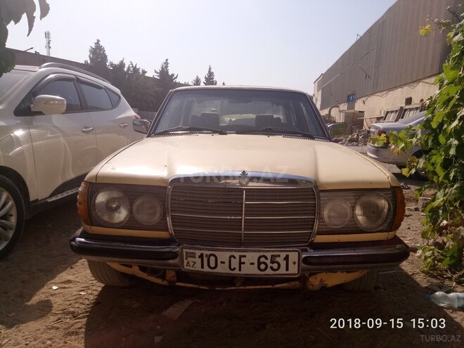Mercedes 200 1980, 596,000 km - 2.0 l - Bakı