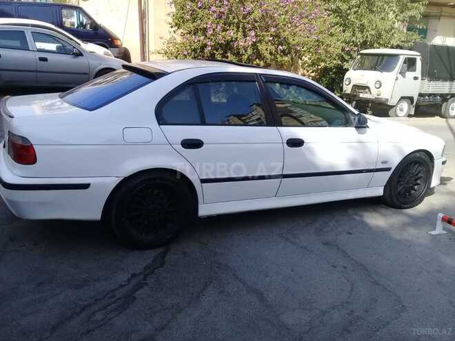 BMW 523 1999, 230,000 km - 2.5 l - Bakı