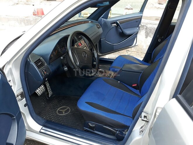 Mercedes C 200 1999, 301,000 km - 2.0 l - Bakı