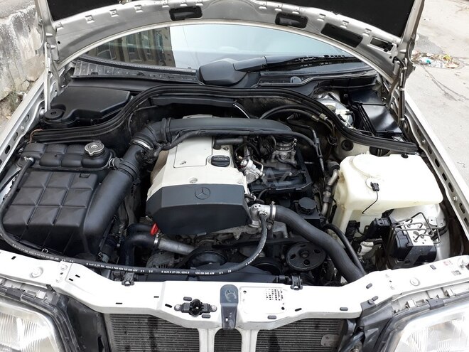 Mercedes C 200 1999, 301,000 km - 2.0 l - Bakı