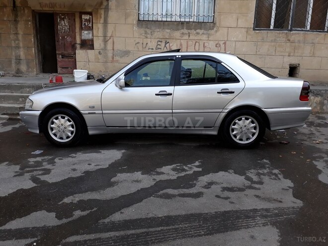 Mercedes C 200 1999, 301,000 km - 2.0 l - Bakı