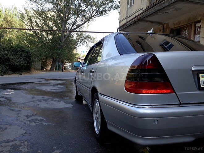 Mercedes C 200 1999, 301,000 km - 2.0 l - Bakı
