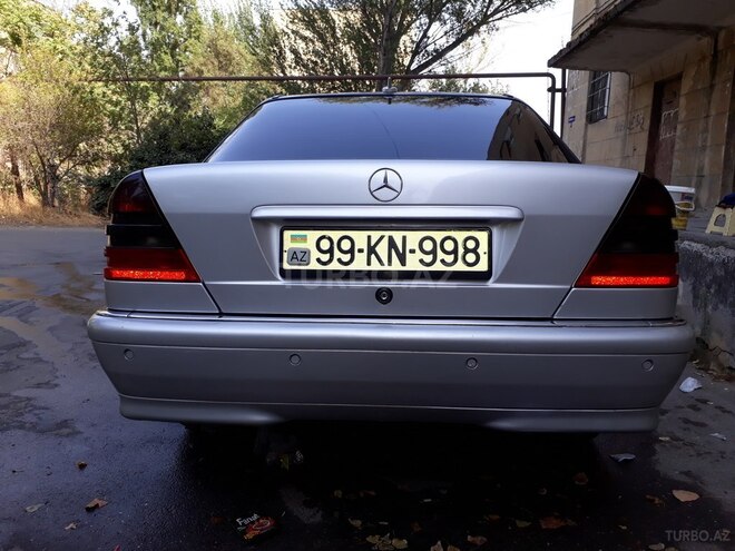 Mercedes C 200 1999, 301,000 km - 2.0 l - Bakı