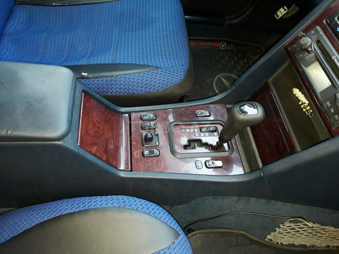 Mercedes C 200 1999, 301,000 km - 2.0 l - Bakı