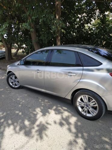 Ford Focus 2013, 90,000 km - 1.6 л - Gəncə