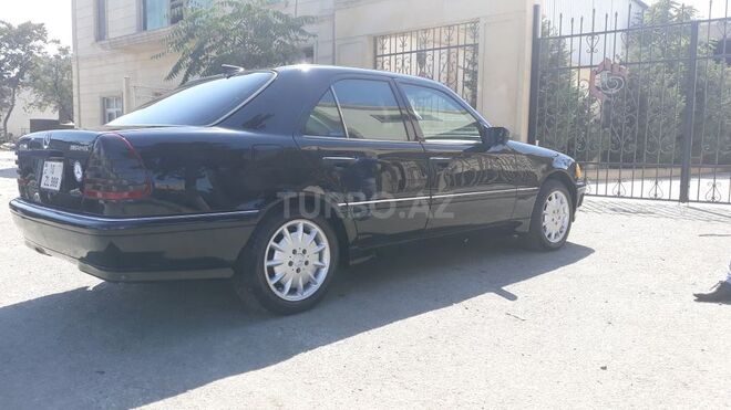 Mercedes C 240 1998, 210,000 km - 2.6 l - Bakı