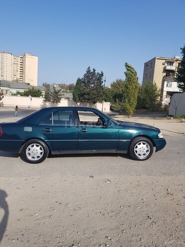 Mercedes C 200 1995, 446,000 km - 2.0 л - Bakı