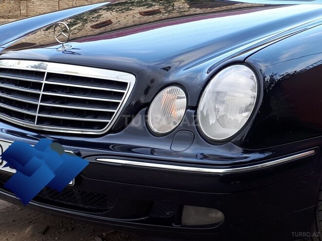 Mercedes E 240 2000, 228,500 km - 2.6 l - Liman