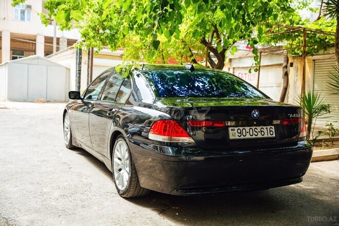 BMW 745 2004, 271,013 km - 4.4 l - Bakı