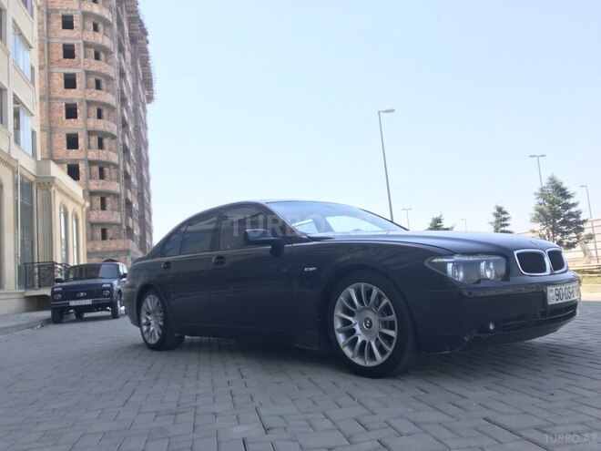 BMW 745 2004, 271,013 km - 4.4 l - Bakı