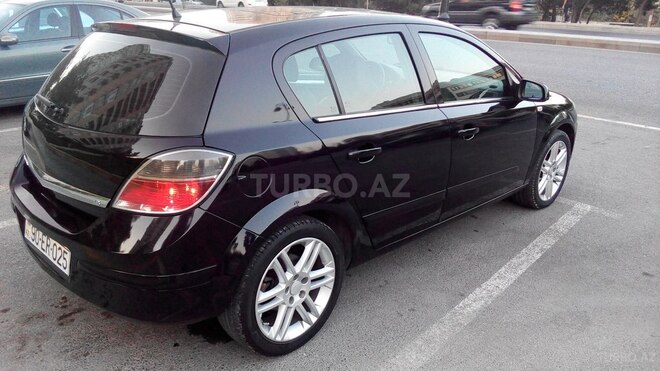 Opel Astra 2007, 245,000 km - 1.8 л - Bakı