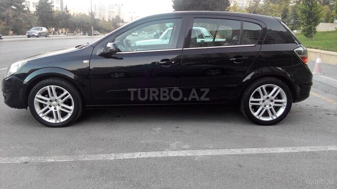 Opel Astra 2007, 245,000 km - 1.8 л - Bakı