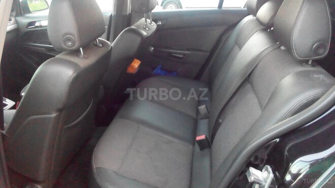 Opel Astra 2007, 245,000 km - 1.8 л - Bakı