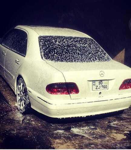 Mercedes E 240 2001, 187,500 km - 2.6 l - Bakı