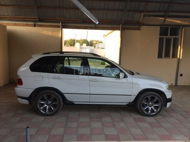 BMW X5 2001, 215,000 km - 4.4 l - Ağcabədi