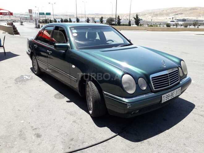 Mercedes E 240 1998, 223,000 km - 0.2 l - Bakı